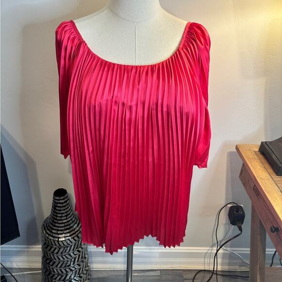 Johnny Was Vibrant Pink Pleated Blouse - Picture 2 of 6